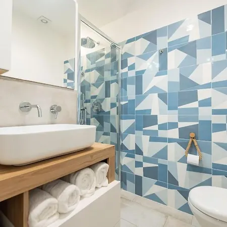 Appartamento Viky House By Ospitalia *