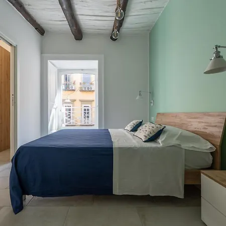 Viky House By Ospitalia Appartamento Napoli